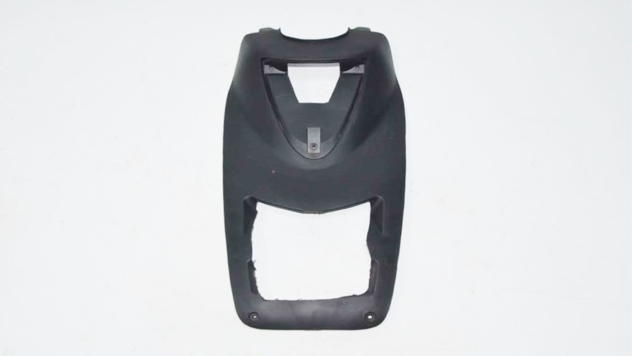 ÖN ÇAMURLUK ÜST PLASTİĞİ ( LH 300 )